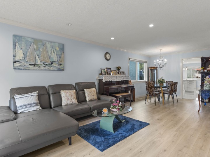 Photo 8 at 1827 E 40th Avenue, Victoria VE, Vancouver East