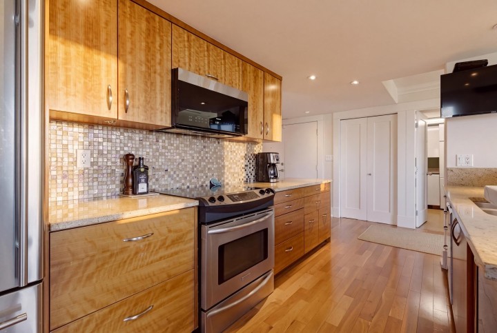 Photo 16 at 701 - 1345 Burnaby Street, West End VW, Vancouver West