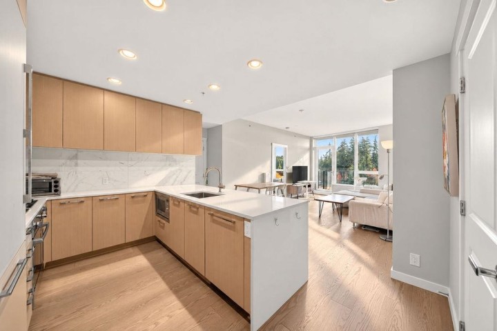 Photo 10 at 528 - 3563 Ross Drive, University VW, Vancouver West