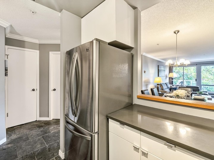 Photo 17 at 210 - 889 W 7th Avenue, Fairview VW, Vancouver West