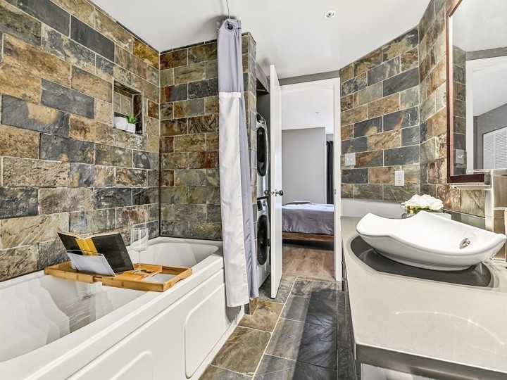 Photo 21 at 210 - 889 W 7th Avenue, Fairview VW, Vancouver West