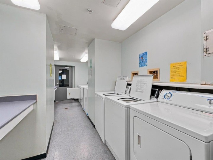 Photo 24 at 1513 - 989 Nelson Street, Downtown VW, Vancouver West