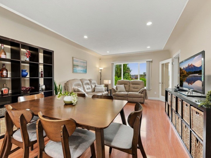 Photo 5 at 3951 Slocan Street, Renfrew Heights, Vancouver East