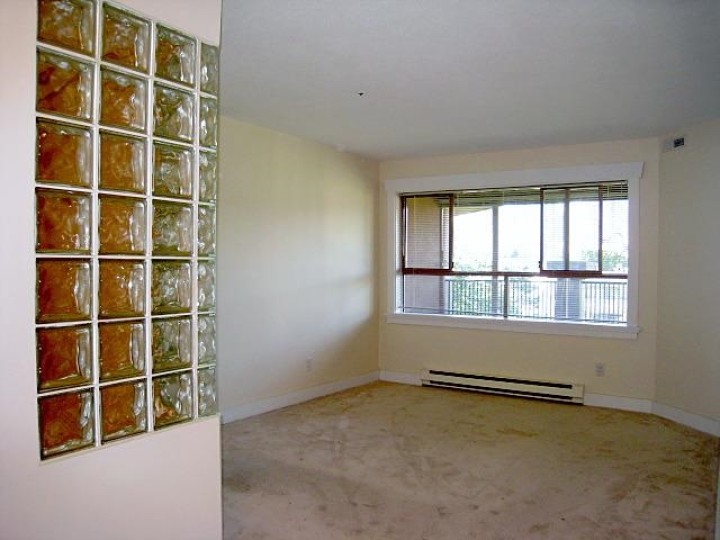 Photo 4 at 315 - 1869 Spyglass Place, False Creek, Vancouver West