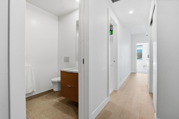 Photo 18 at 406 - 6707 Nelson Avenue, Horseshoe Bay WV, West Vancouver