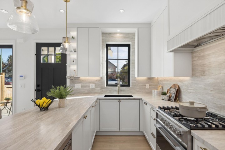 Photo 8 at 1 - 2733 William Street, Renfrew VE, Vancouver East