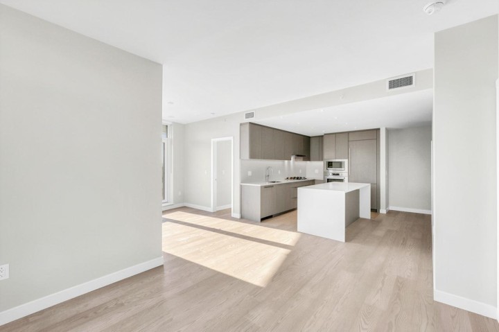 Photo 9 at 802 - 6138 Birney Avenue, University VW, Vancouver West