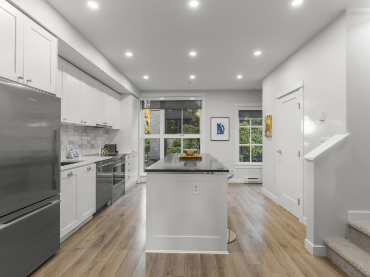 Photo 13 at 3445 Porter Street, Victoria VE, Vancouver East