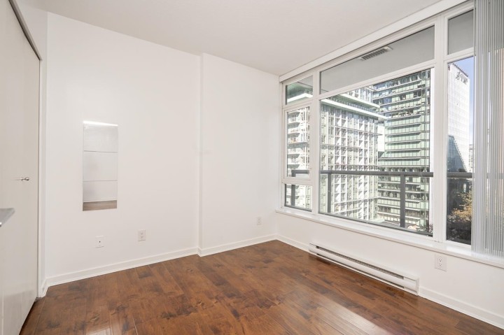 Photo 13 at 1303 - 480 Robson Street, Downtown VW, Vancouver West