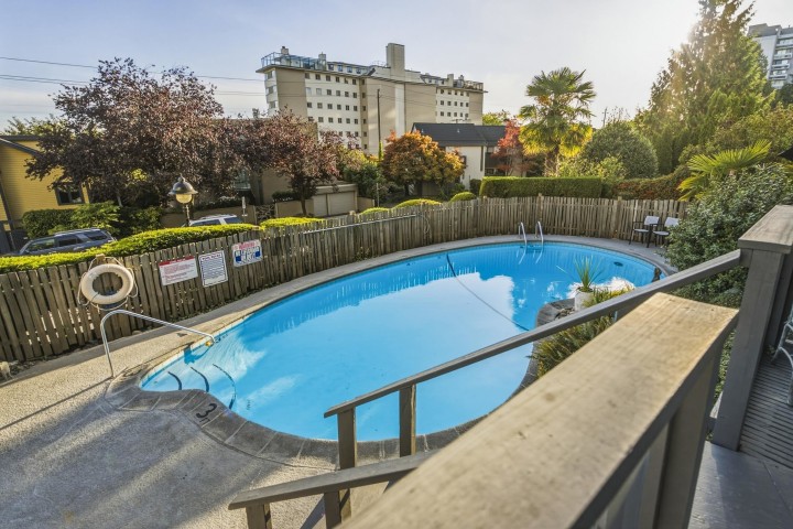 Photo 23 at 305 - 1845 Bellevue Avenue, Ambleside, West Vancouver