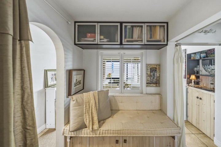 Photo 15 at 305 - 1845 Bellevue Avenue, Ambleside, West Vancouver