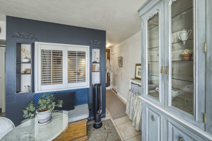 Photo 19 at 305 - 1845 Bellevue Avenue, Ambleside, West Vancouver