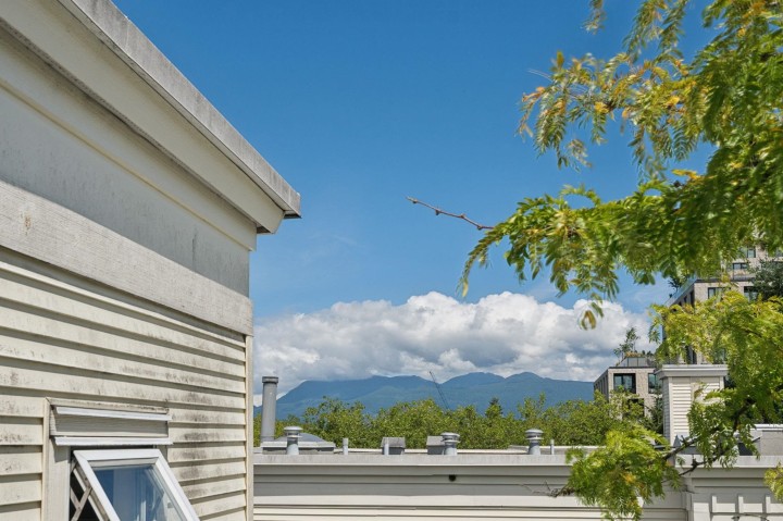 Photo 20 at 410 - 3727 W 10th Avenue, Point Grey, Vancouver West