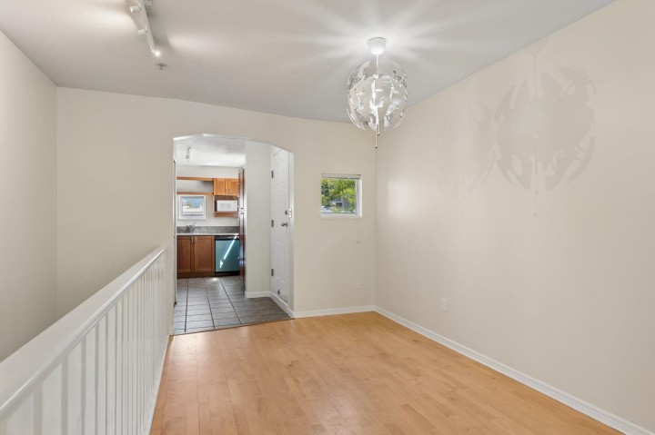 Photo 8 at 410 - 3727 W 10th Avenue, Point Grey, Vancouver West