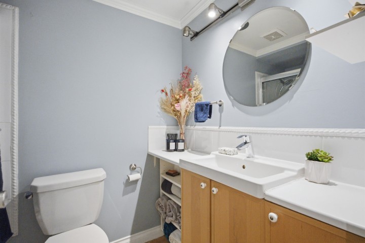 Photo 14 at 203 - 36 E 14th Avenue, Mount Pleasant VE, Vancouver East
