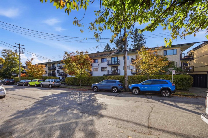 Photo 19 at 203 - 36 E 14th Avenue, Mount Pleasant VE, Vancouver East
