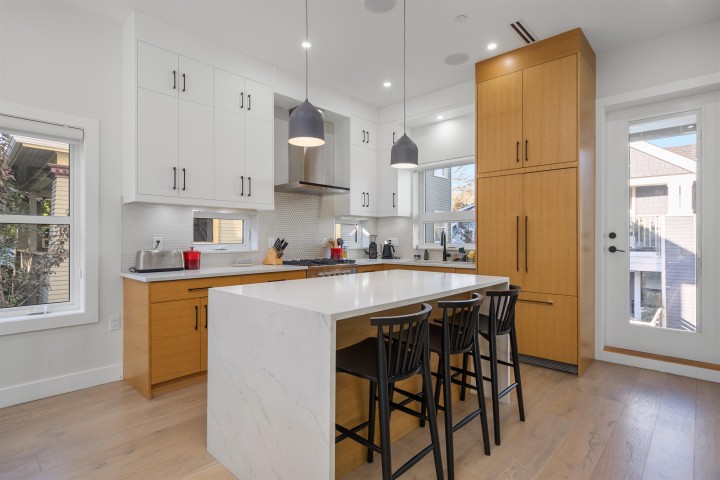 Photo 7 at 1315 E 20 Avenue, Knight, Vancouver East