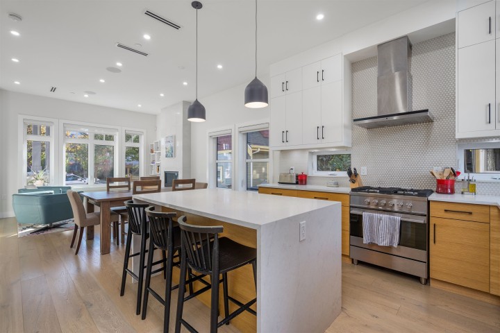 Photo 8 at 1315 E 20 Avenue, Knight, Vancouver East