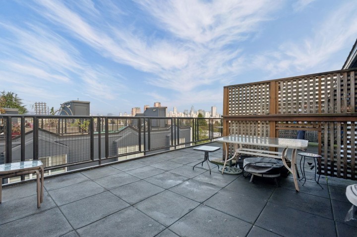 Photo 17 at 8 - 2023 W 4th Avenue, Kitsilano, Vancouver West