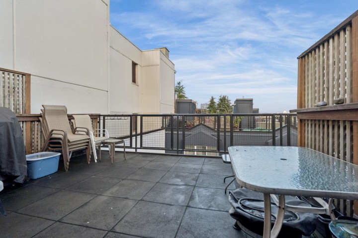 Photo 16 at 8 - 2023 W 4th Avenue, Kitsilano, Vancouver West