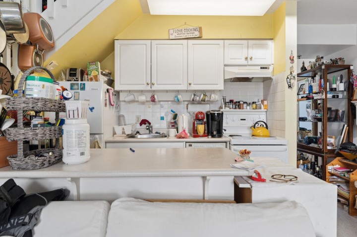 Photo 5 at 8 - 2023 W 4th Avenue, Kitsilano, Vancouver West