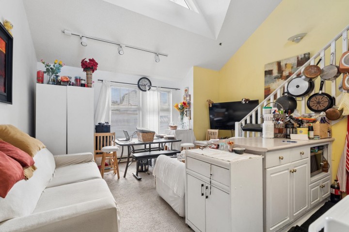 Photo 8 at 8 - 2023 W 4th Avenue, Kitsilano, Vancouver West