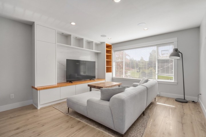 Photo 13 at 35 W 15th Avenue, Mount Pleasant VW, Vancouver West