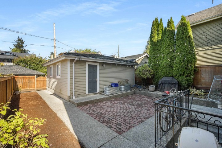 Photo 33 at 35 W 15th Avenue, Mount Pleasant VW, Vancouver West
