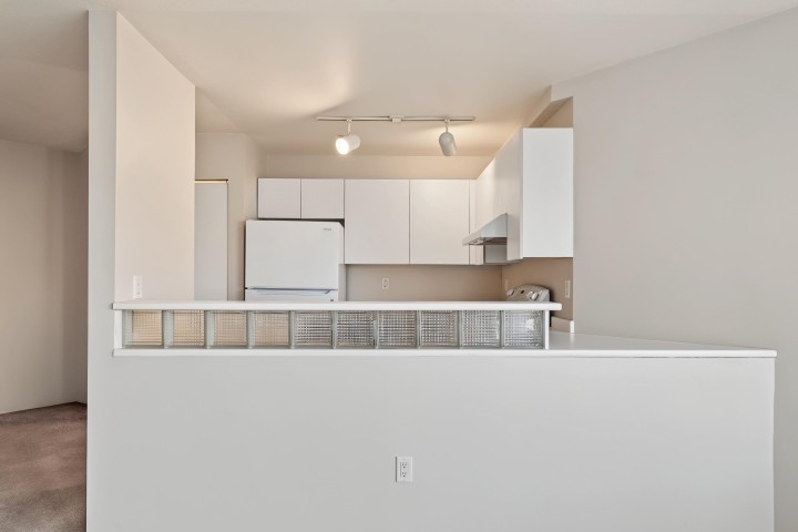 Photo 4 at 314 - 2020 W 8th Avenue, Kitsilano, Vancouver West