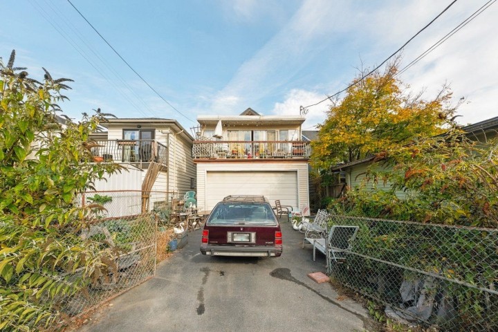 Photo 14 at 2214 E 4th Avenue, Grandview Woodland, Vancouver East