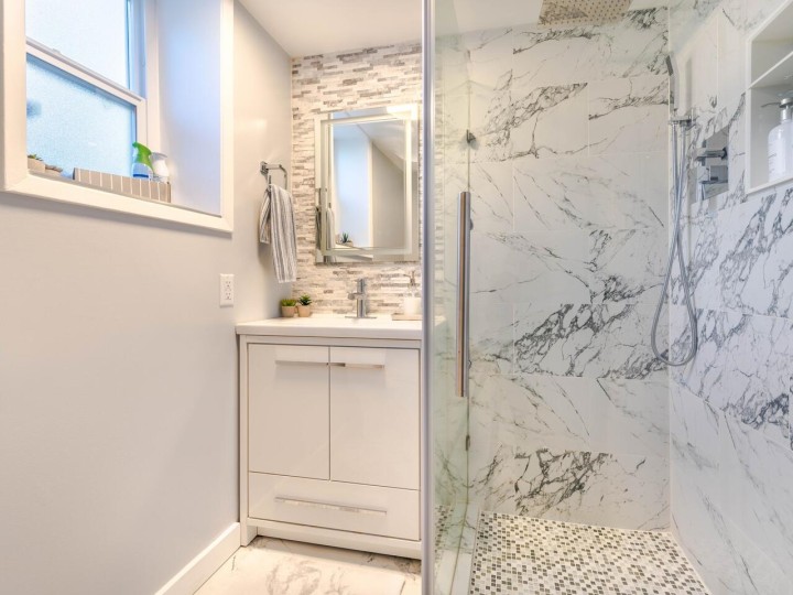 Photo 13 at 447 E 30th Avenue, Fraser VE, Vancouver East