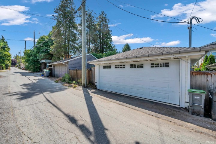 Photo 12 at 3581 W 32nd Avenue, Dunbar, Vancouver West