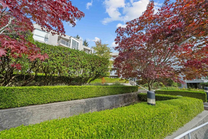 Photo 28 at 409 - 8430 Jellicoe Street, South Marine, Vancouver East