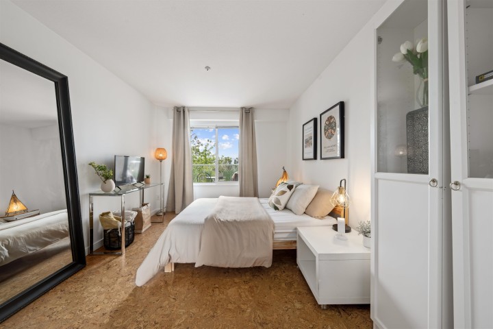Photo 10 at 409 - 8430 Jellicoe Street, South Marine, Vancouver East