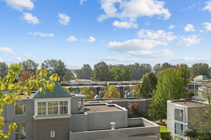 Photo 25 at 409 - 8430 Jellicoe Street, South Marine, Vancouver East