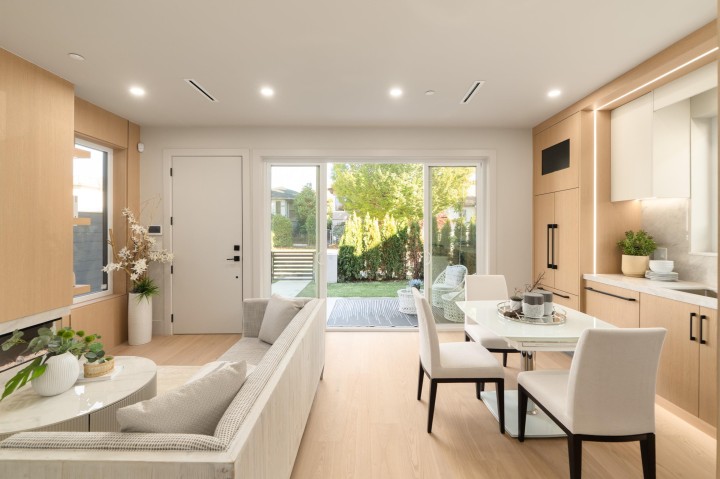 Photo 12 at 1 - 5023 Ross Street, Knight, Vancouver East