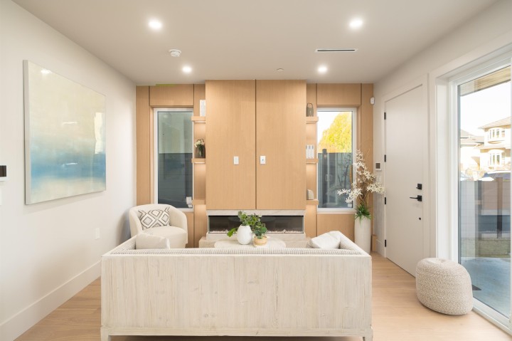 Photo 7 at 1 - 5023 Ross Street, Knight, Vancouver East