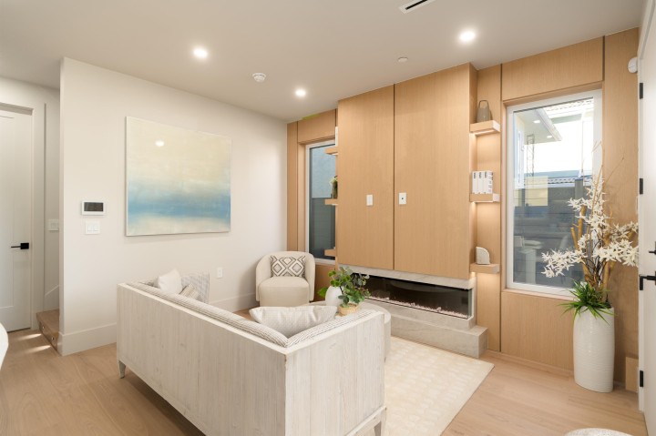 Photo 10 at 1 - 5023 Ross Street, Knight, Vancouver East
