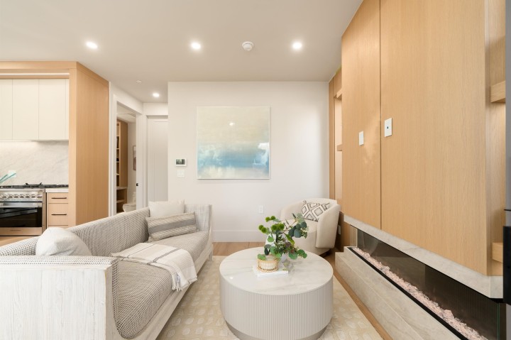 Photo 8 at 1 - 5023 Ross Street, Knight, Vancouver East