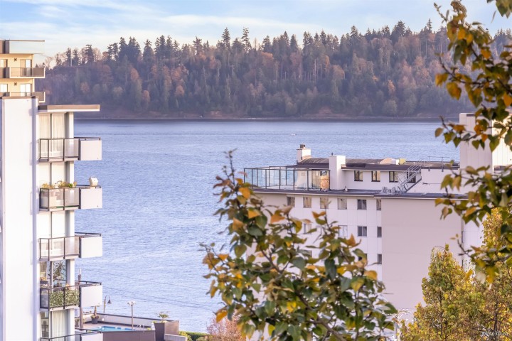 Photo 1 at 804 - 1930 Marine Drive, Ambleside, West Vancouver