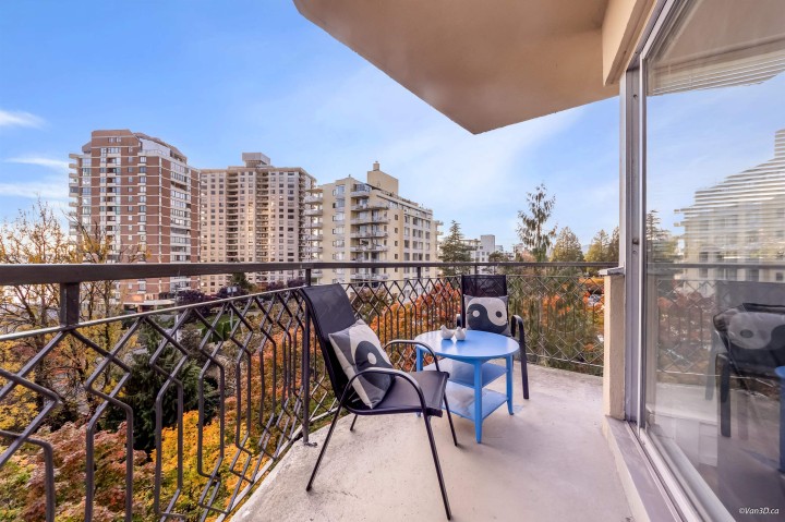 Photo 5 at 804 - 1930 Marine Drive, Ambleside, West Vancouver