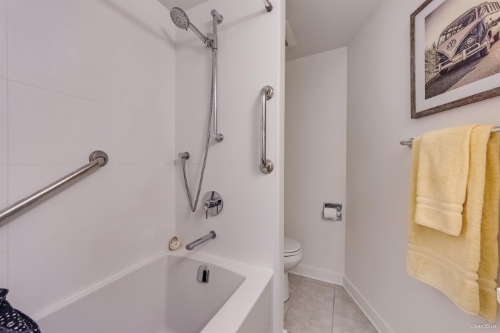 Photo 14 at 804 - 1930 Marine Drive, Ambleside, West Vancouver