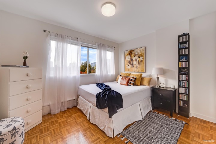 Photo 15 at 804 - 1930 Marine Drive, Ambleside, West Vancouver