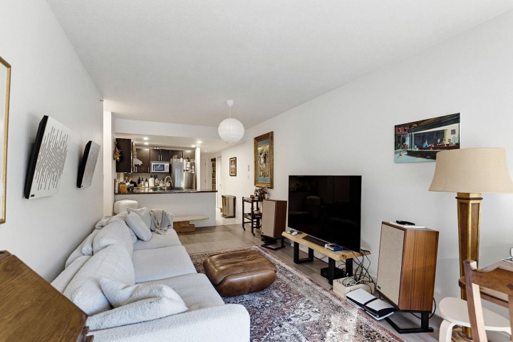 Photo 6 at 213 - 2520 Manitoba Street, Mount Pleasant VW, Vancouver West