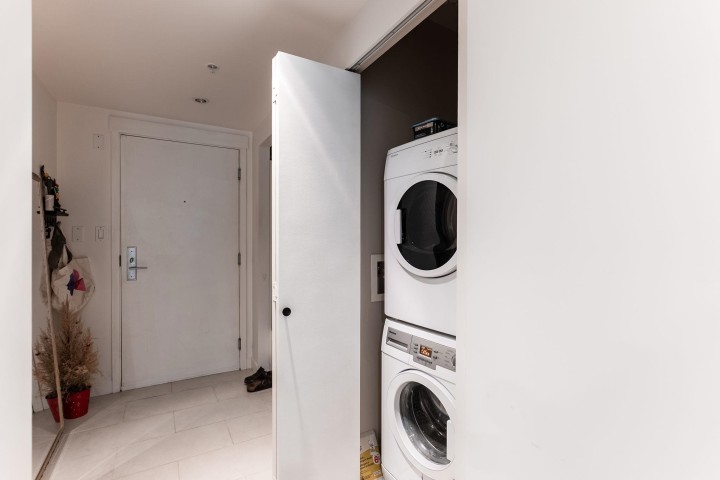 Photo 17 at 213 - 2520 Manitoba Street, Mount Pleasant VW, Vancouver West