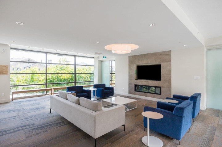 Photo 21 at 318 - 3602 Aldercrest Drive, Roche Point, North Vancouver