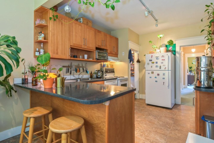 Photo 17 at 3422 - - 3424 W 2nd Avenue, Kitsilano, Vancouver West