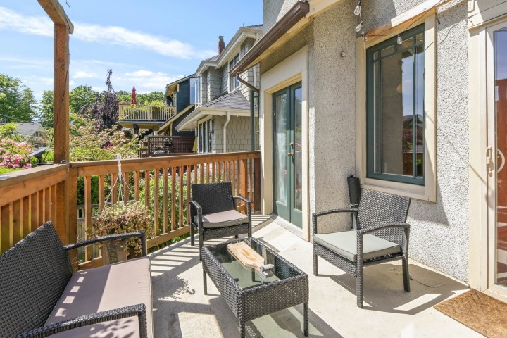 Photo 12 at 3422 - - 3424 W 2nd Avenue, Kitsilano, Vancouver West