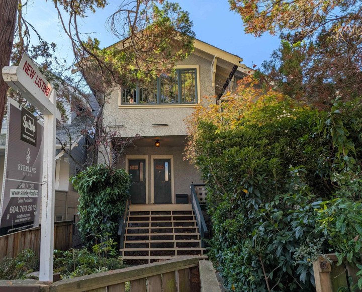 Photo 1 at 3422 - - 3424 W 2nd Avenue, Kitsilano, Vancouver West