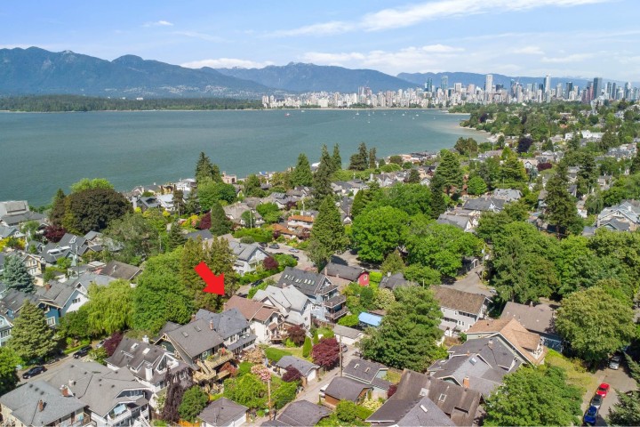 Photo 37 at 3422 - - 3424 W 2nd Avenue, Kitsilano, Vancouver West